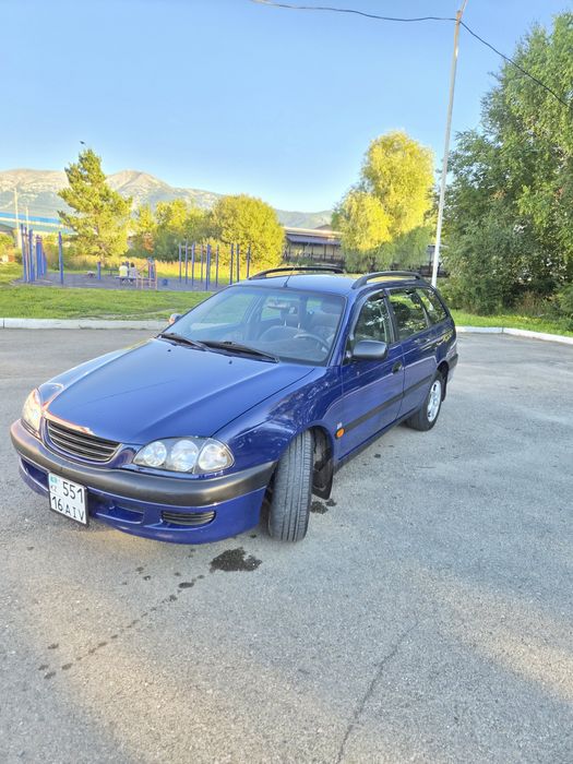 Продам тойота авенсис