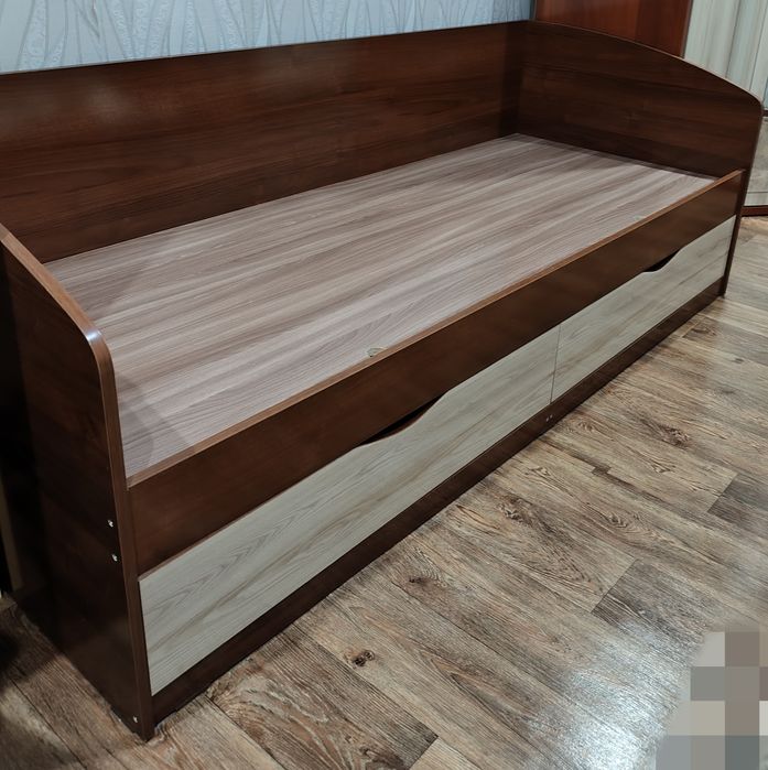 Кровать односпальная