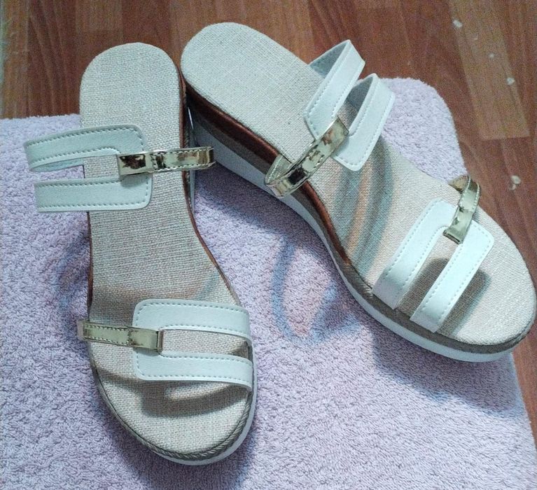 Босоножки надевали 1 раз