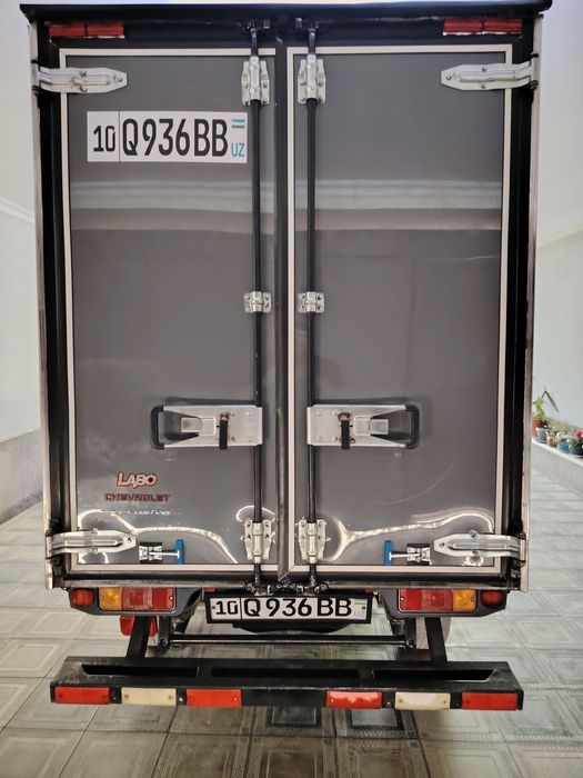 Лабо рефрижератор сотилади 2023 краска родной идеальный