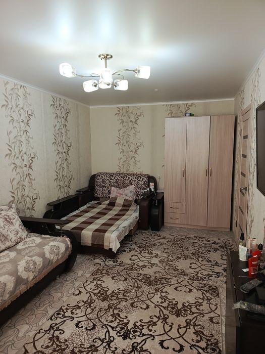 Продам 1 ком.квартиру.