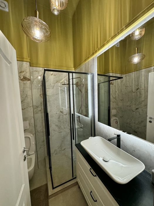 Inchiriez apartament NOU Prima Inchiriere! Otopeni cu parcare!