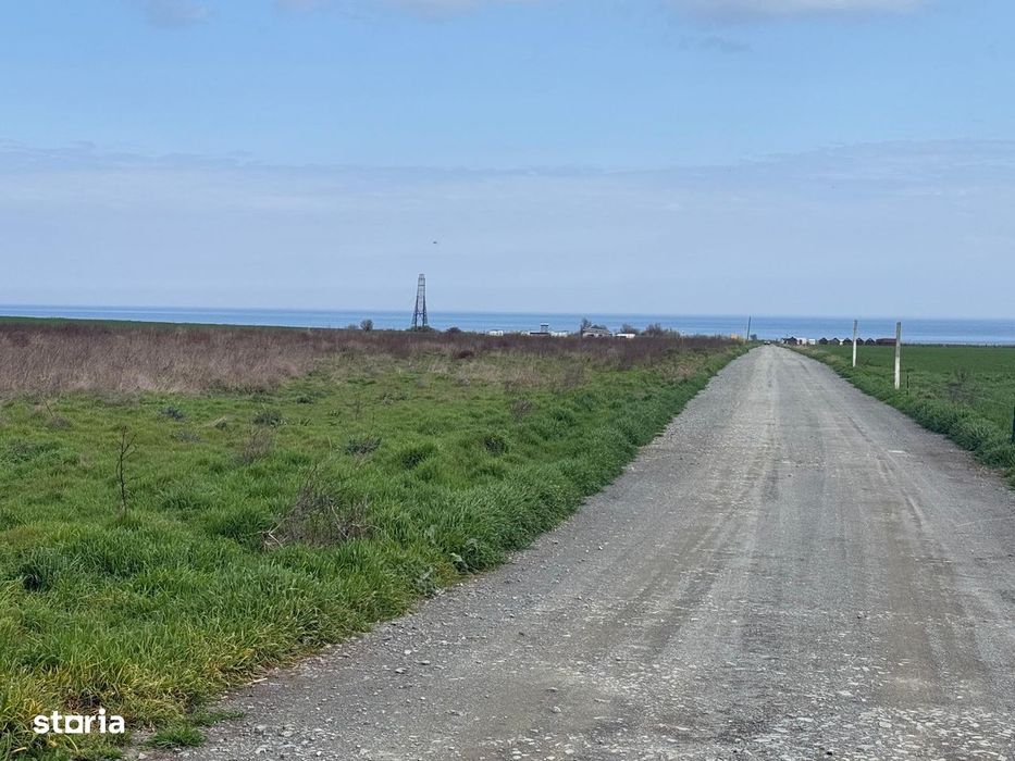 Teren cu vedere la mare, 1500mp, acces asfaltat