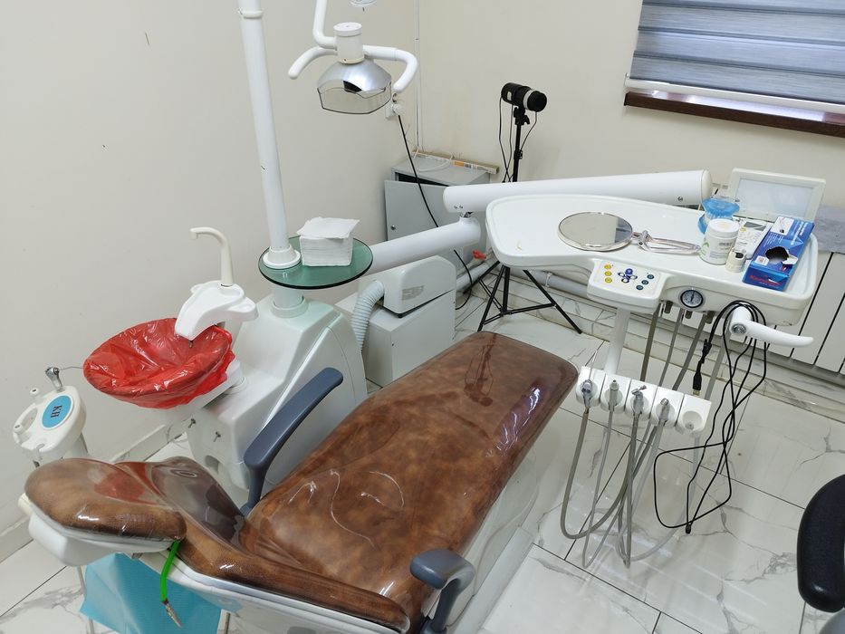 Стоматологическое кресло