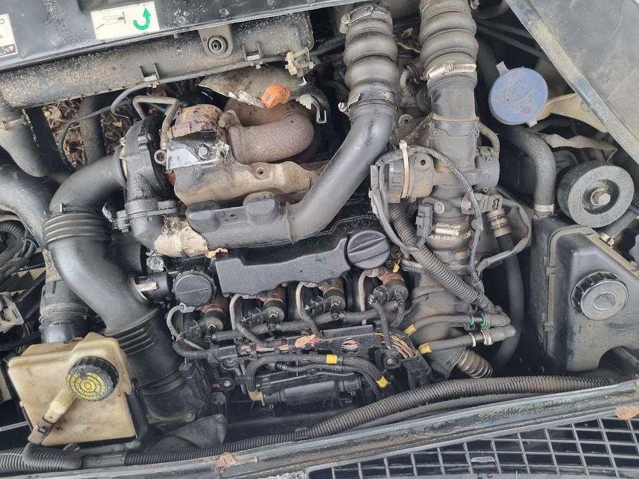 Piese citroen xsara picaso motor 1.6 hdi 2003