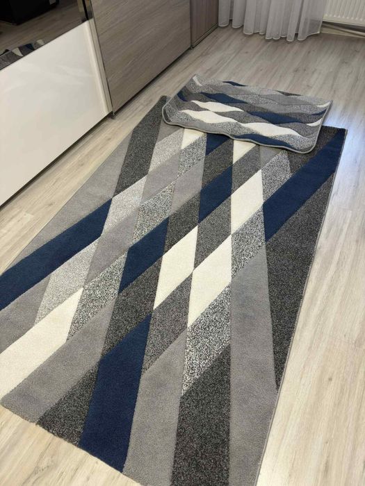 Vând covor living stare foarte bună