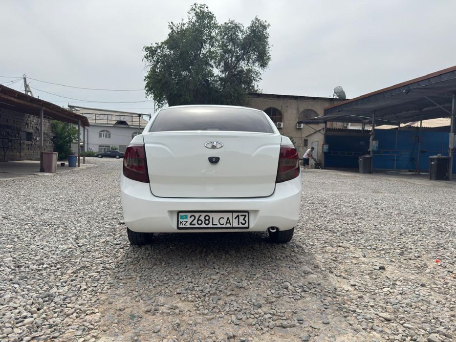 Lada Granta 2013 года