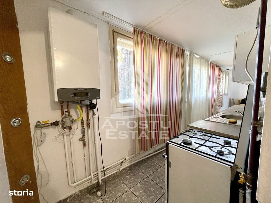 Apartament cu 2 camere de vanzare, centrala, zona Girocului, Timisoara