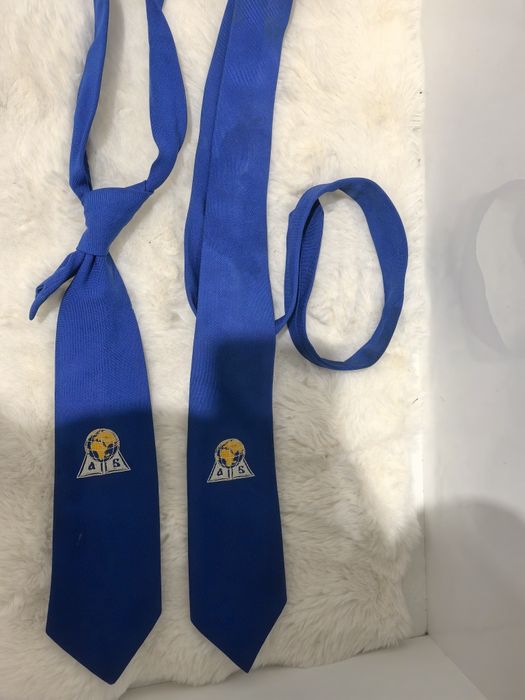 Вратовръзка Васил Друмев за училище