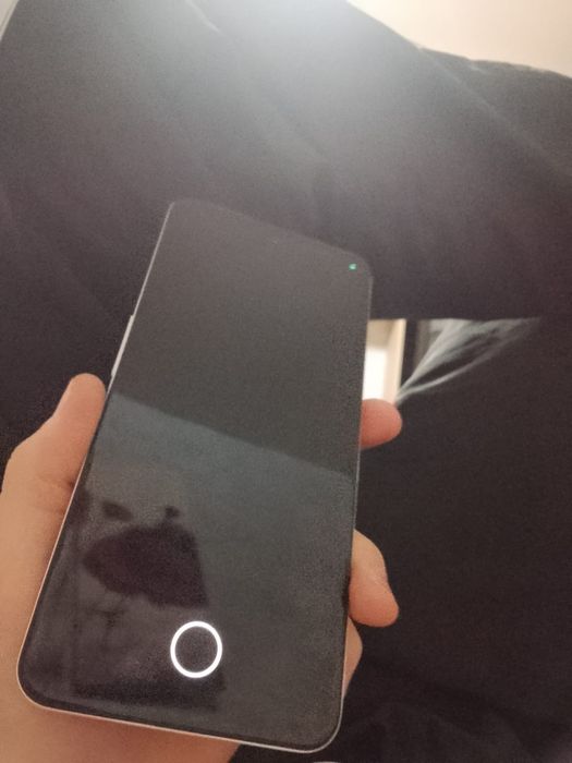 Продам Nothing phone 2 pro