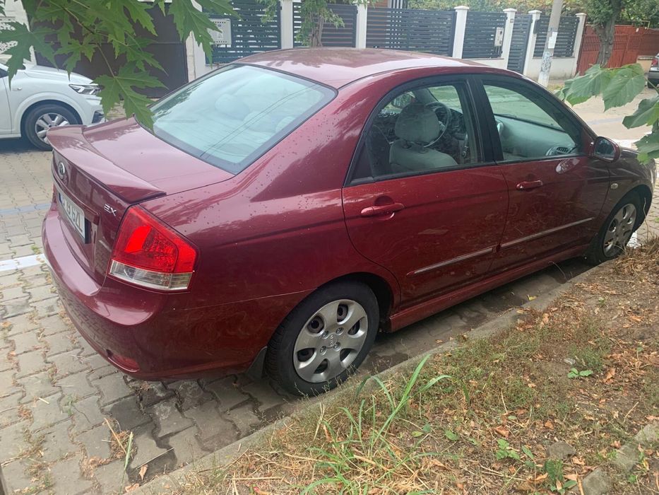 Kia cerato 2007 1.6crdi 170.000km