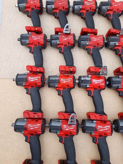 Mașina de impact milwauke m18 M18FMTIW2F12