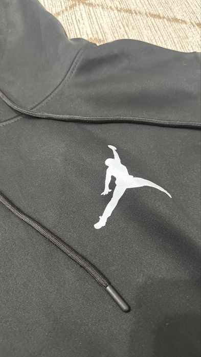 худи jordan черное