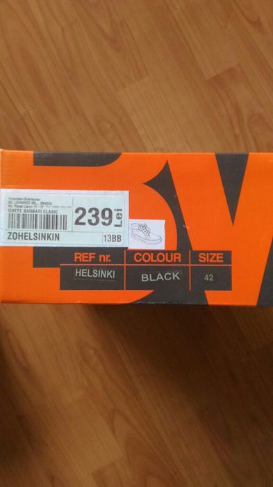 Ghete piele in stare perfecta