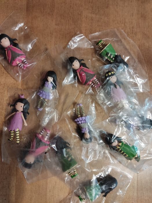 Фигурки Santoro на подставке