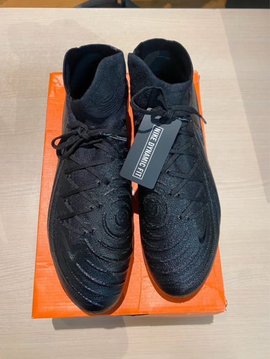 Ghete de fotbal Nike