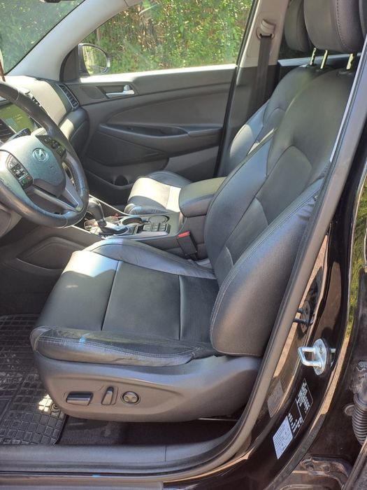 Hyundai tucson,1.6 benzina,177cp luxury