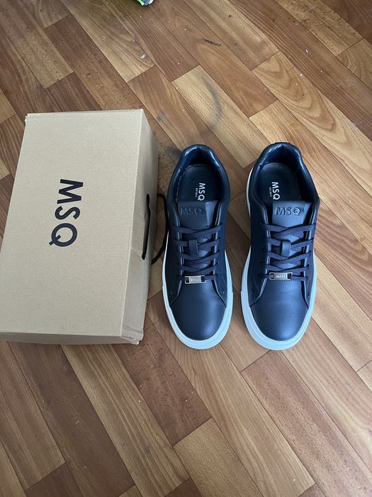 Продам Кроссы осений весений MSQ