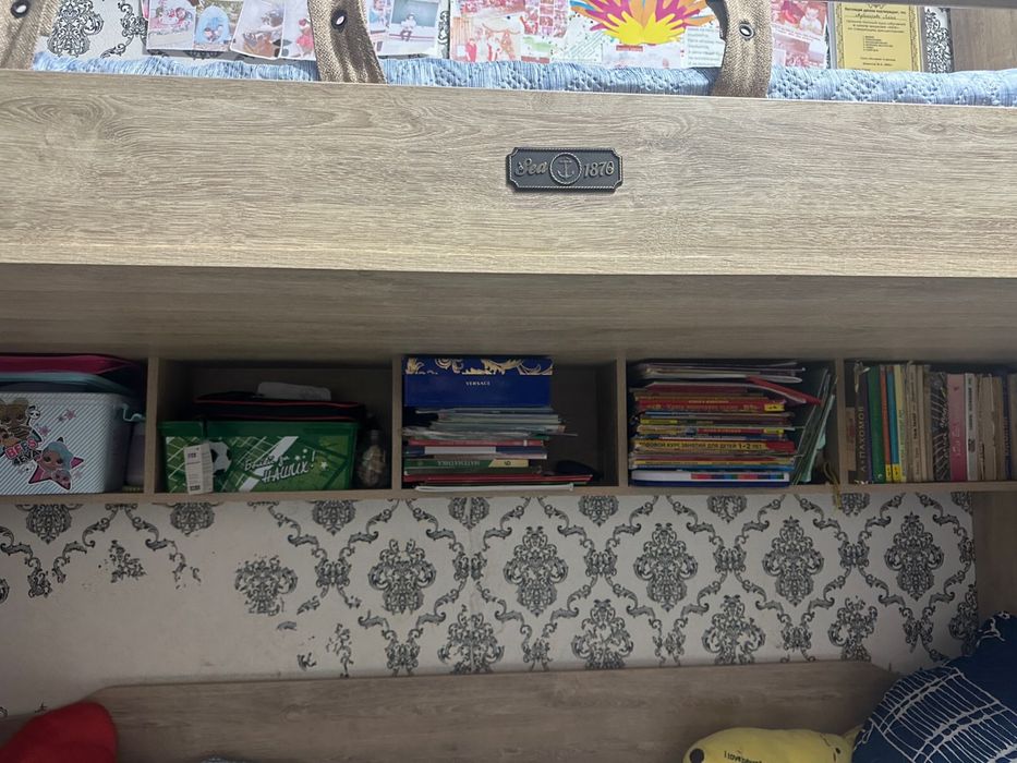 Продам двухярусную кровать