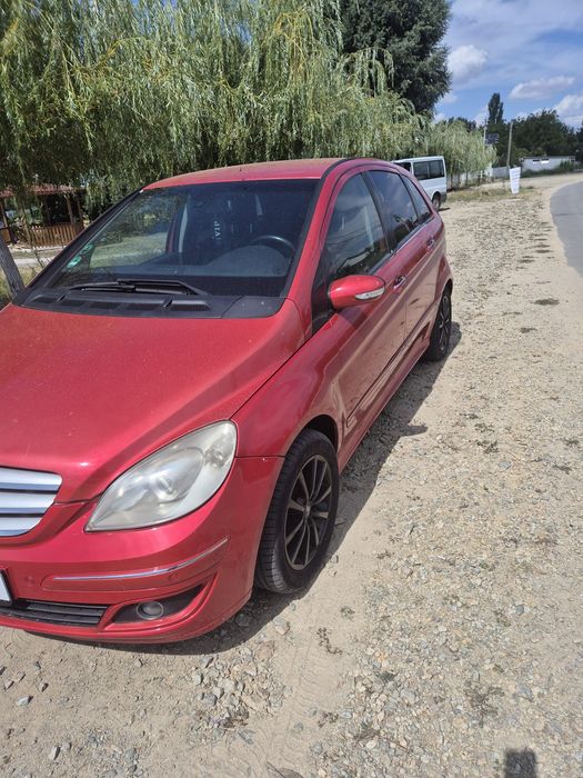 Mercedes B class