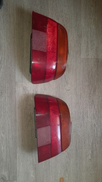 Запчасти, фары заднии