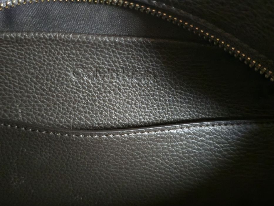 Calvin Klein оригинална дамска чанта