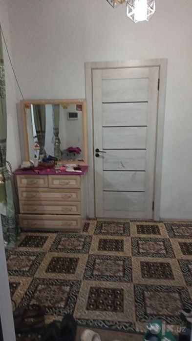 Янги дархонда 2 хонали квартира сотилади. 8 этаж,16 этажли уй. 66 кв/м