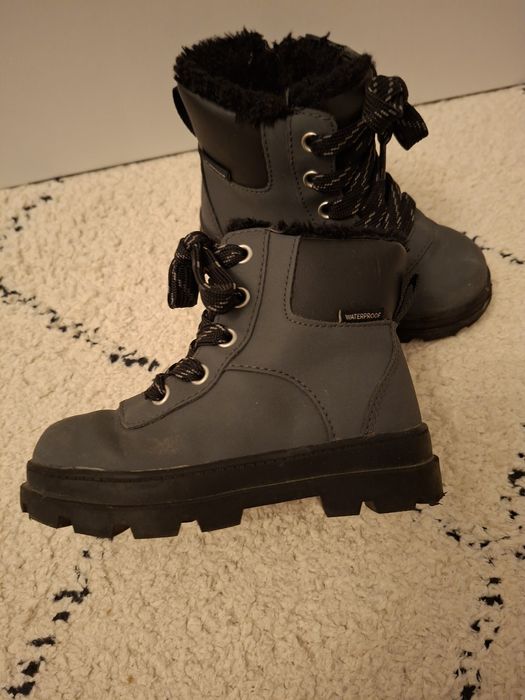 Ghete impermeabila H&M nr.24