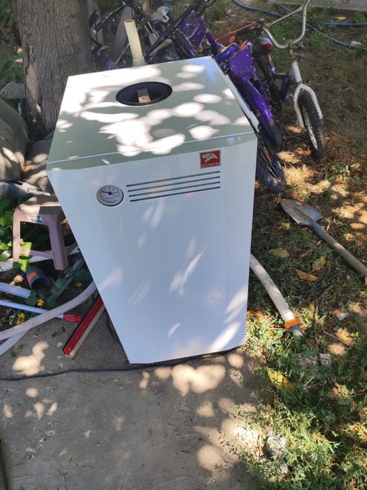 Котел газовый напольный