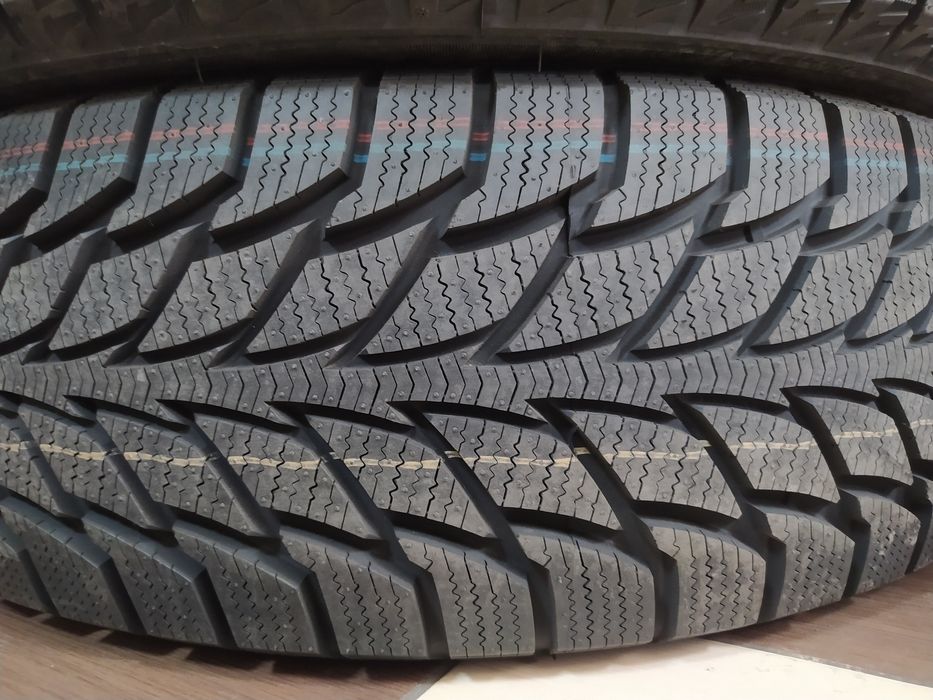 Three-A 235/70R16 Ecosnow 4x4