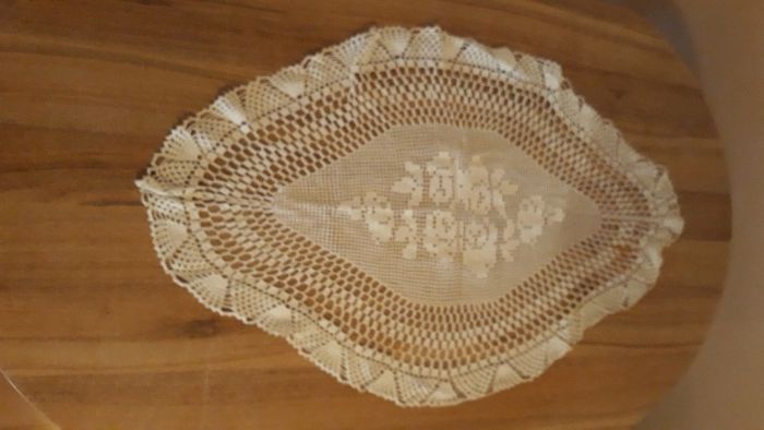 Ръчно плетени на една кука Каренца