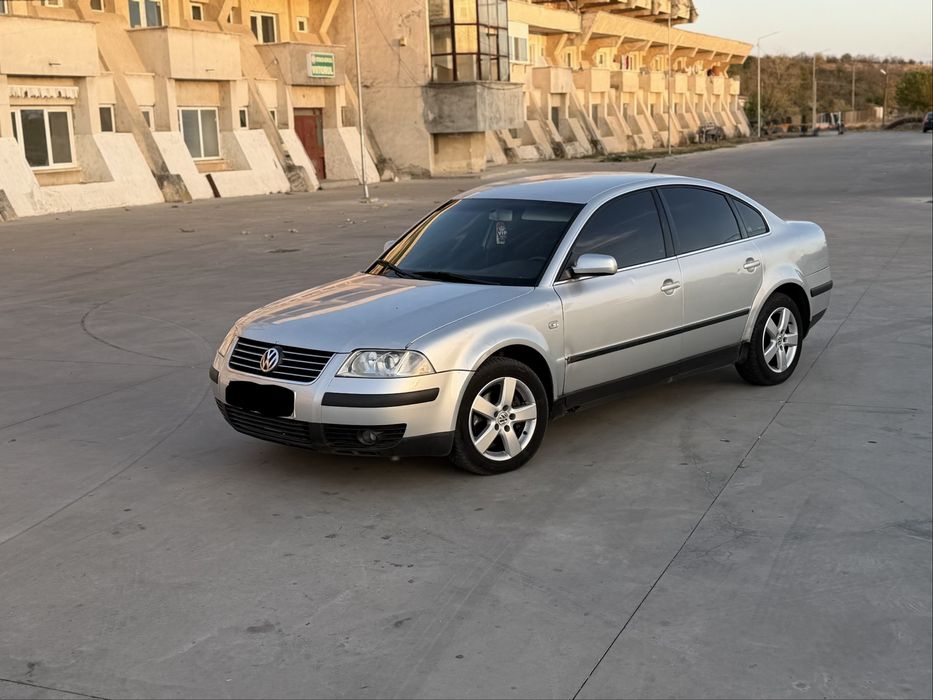 VOLKSWAGEN Passat 2002 — imagine 3