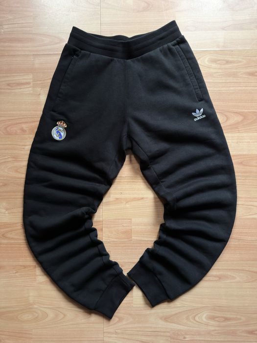 Pantaloni pants joggers sweats cuffed tapered Adidas Real Madrid