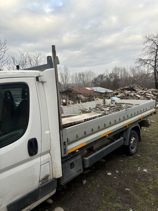Transport marfă voluminoasă cu camionetă