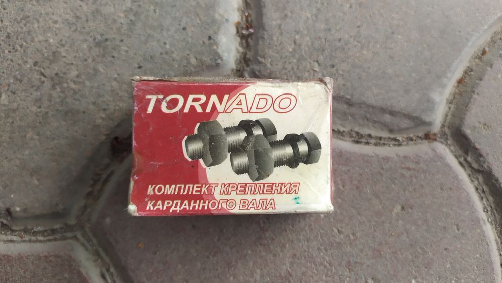 Запчасти на УАЗ  цены уточняйте