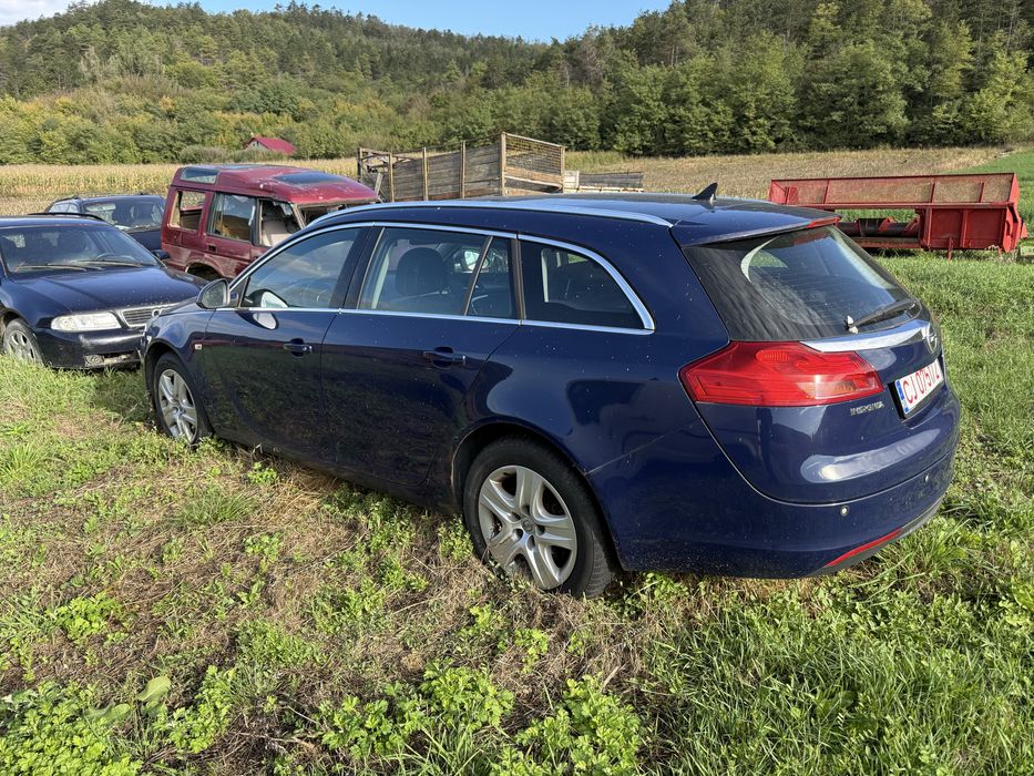 Dezmembrez piese opel insignia 2.0cdti