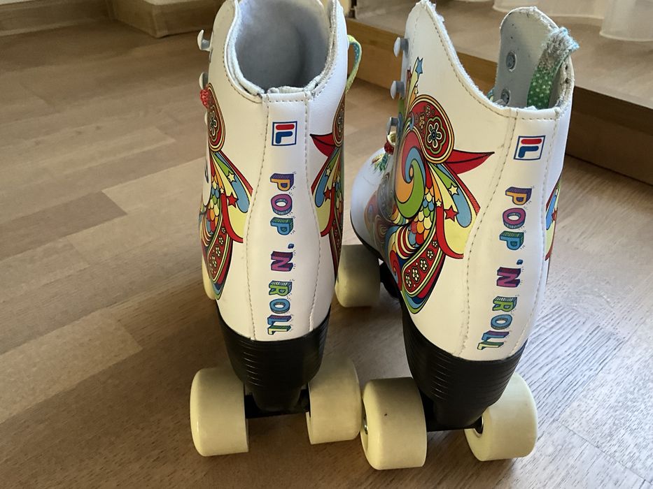 Patine cu rotile dama , stare foarte buna ,marime 38.