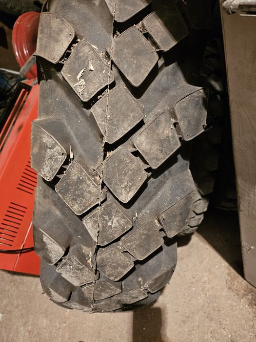 Продам покрышку 10 00 18