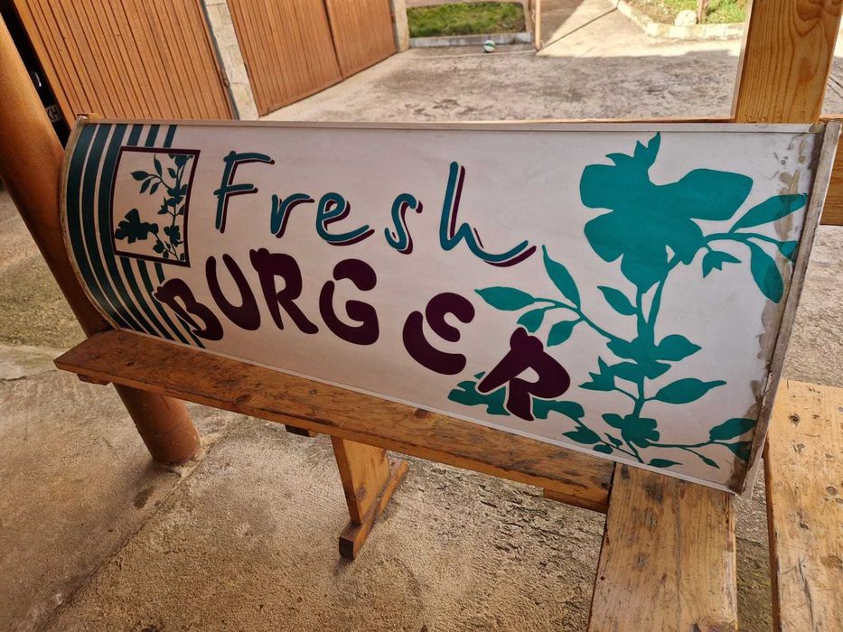 Светеща търговска табела 135 см