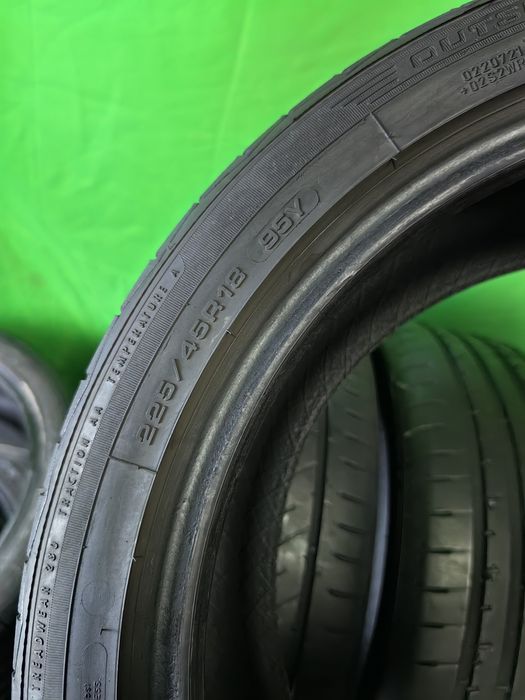 225/45R18 Debica 2021 6,3mm stare bună