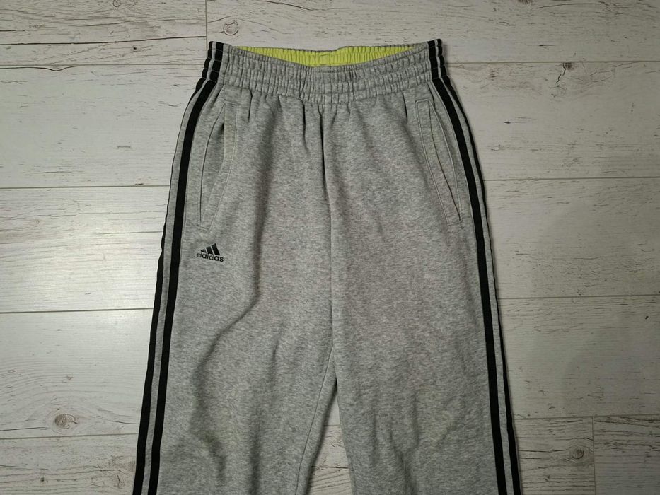 Adidas ориг. ватирано долнище