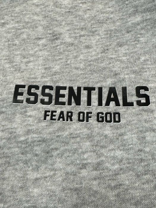 Продам худи Essentials