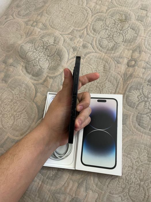 Продам iPhone 14pro