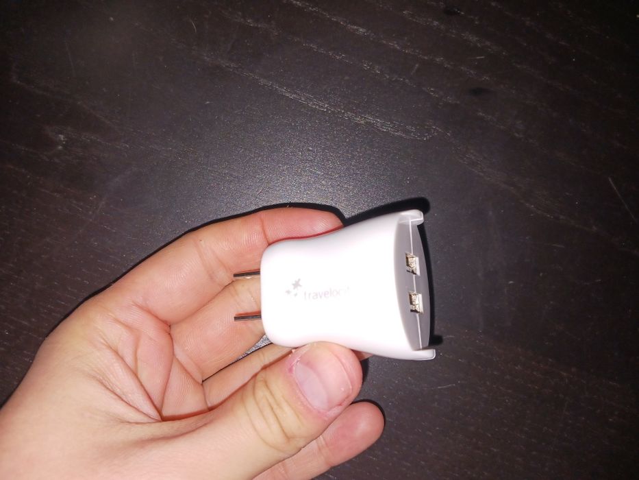 Adaptor (ștecher) priză America (SUA)  cu 2 ieșiri USB