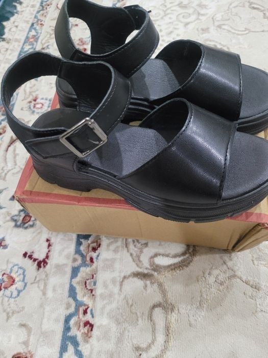 Босоножки  летный