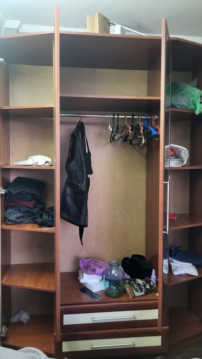 Спочно Продам шкаф