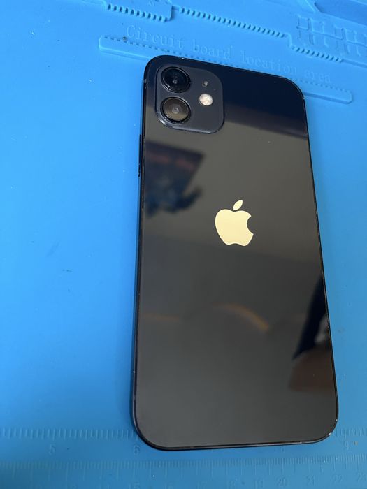 Iphone 12 fara placa de baza