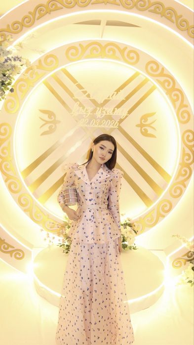 необычные платье