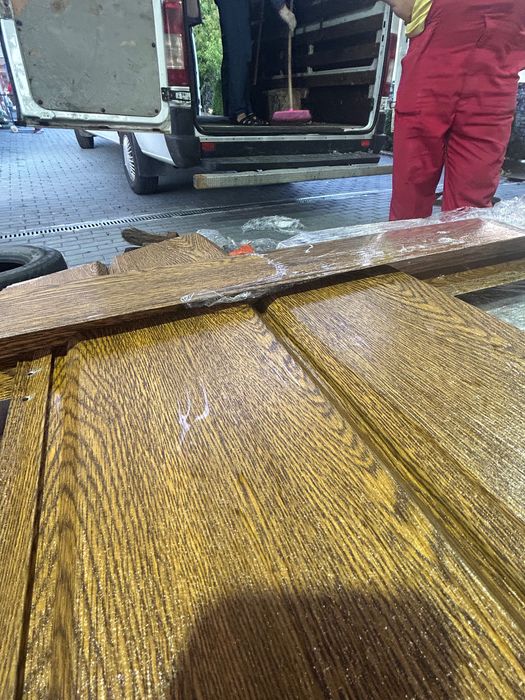 Lambriu metalic,pentru fasad