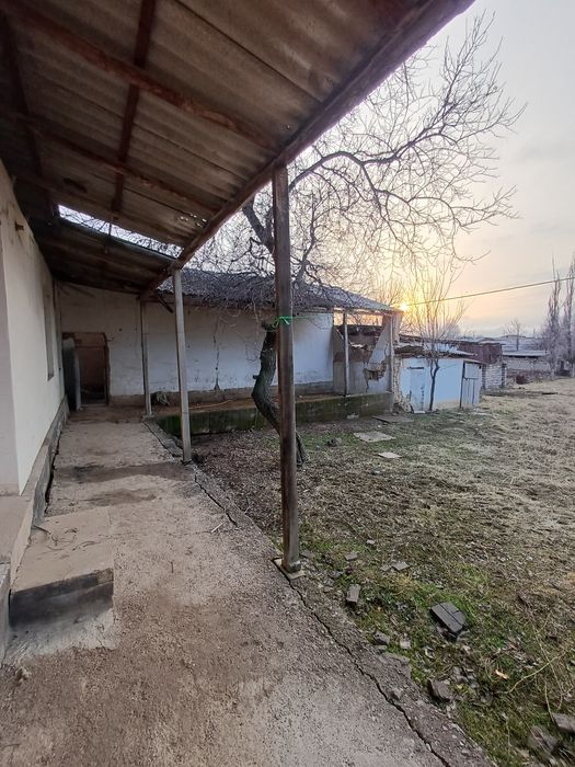 Участка сотилади газ свет су бор ктшимча ерам бор тилифон киб гаплаш в